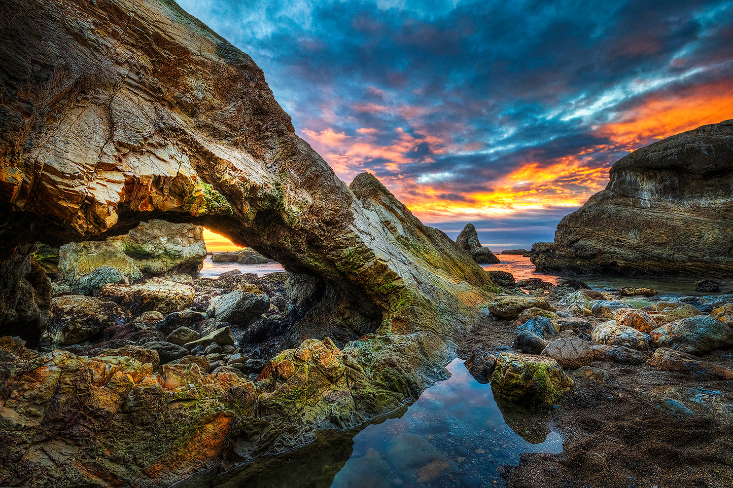 Shell Beach Sunset Cave - Metal Print